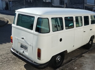 Volkswagen Kombi 1.6 4p