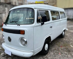 VOLKSWAGEN KOMBI LOTAÇÃO 1.6 MPI BRANCO 2000 1.6 GASOLINA em São Paulo e Guarulhos