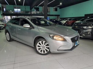 Volvo V40 2.0 T4 Comfort 2015