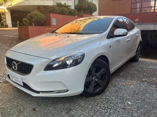 Volvo V40 2.0 T4 Kinetic 2019