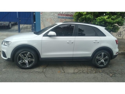 Audi Q3 1.4 TFSI Ambiente Plus S Tronic (Flex) 2017