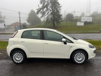 PUNTO 1.4 ATTRACTIVE 8V FLEX 4P MANUAL 2013