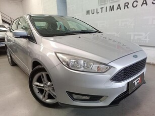 Ford Focus Sedan SE 2.0 PowerShift 2016