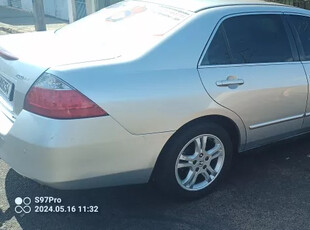 Honda Accord 2.0 Lx 4p