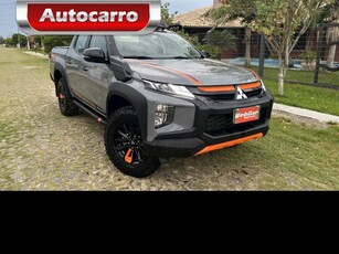 MITSUBISHI L200 TRITON2.4 SPORT HPE AWD 4X4