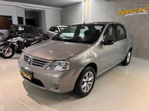 Renault Logan 1.6 16v Privilège Hi-flex 4p