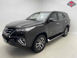 Toyota SW4 2.8 TDI SRX 7L 4x4 2016