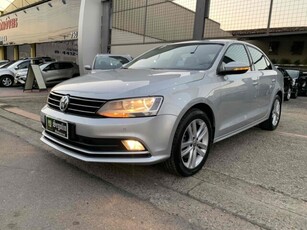 Volkswagen Jetta 2.0 TSI Highline DSG 2016