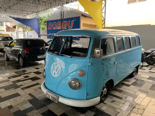 Volkswagen Kombi 1.5 Standard 4p