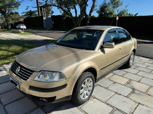 Volkswagen Passat 1.8 Turbo 4p