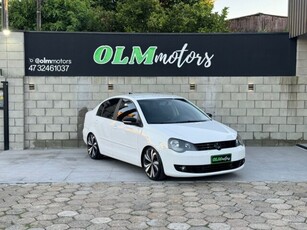 Volkswagen Polo Sedan 1.6 8V (Flex) 2012