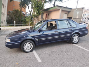 Volkswagen Santana 2.0 4p