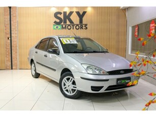 Ford Focus Hatch GLX 2.0 16V (Aut) 2005