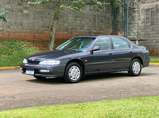 Honda Accord 2.2 Lx 5p