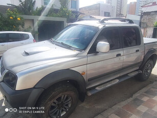 Mitsubishi L200 2.5 Outdoor Gls Cab. Dupla 4x4 4p