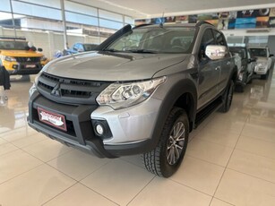 Mitsubishi L200 Outdoor L200 Triton Outdoor 2.4 D HPE-S 4WD (Aut) 2021