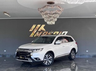 Mitsubishi Outlander 2.0 HPE CVT 7L 2019