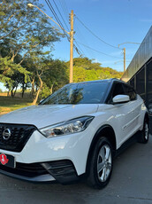 Nissan Kicks 1.6 16V FLEXSTART S 4P XTRONIC