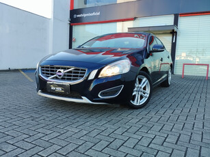 Volvo S60 2.0 T5 Dynamic 4p