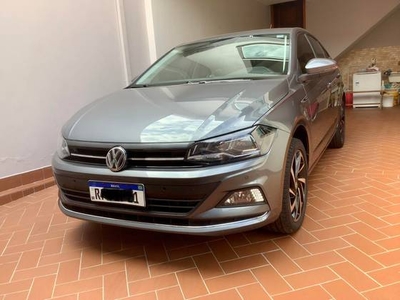 VOLKSWAGEN VIRTUS 1.0 200 TSI HIGHLINE AUTOMÁTICO