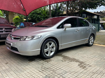 Honda Civic 1.8 Lxs Flex 4p