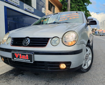 Volkswagen Polo 1.6 Mi Comfortline 8v Gasolina 4p Manual