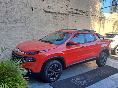 Fiat Toro Freedom 2.0 16v 4x4 TB