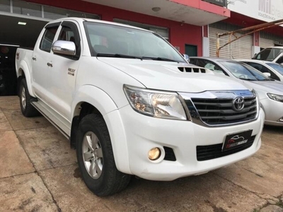 Toyota Hilux Cabine Dupla Hilux 3.0 TDI 4x4 CD SRV 2014