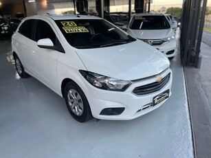 Chevrolet Onix Onix Hatch Joy 1.0 8V Flex 5P Mec.