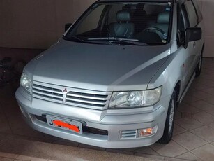 Mitsubishi Space Wagon 2001