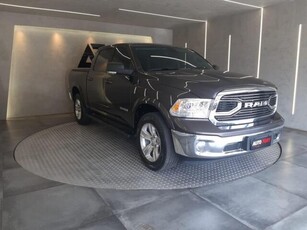 RAM Classic 5.7 V8 Laramie 4WD 2023