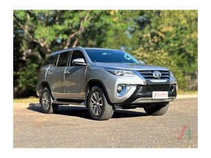 Toyota Hilux Cabine Dupla Hilux 2.8 TDI CD SRX 4x4 (Aut) 2020