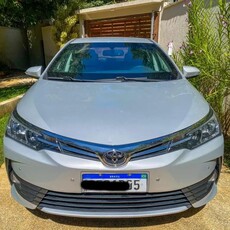 Vende se Corolla Blindado em excelente estado de conservação