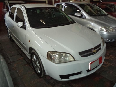 Astra Sedan Atractive 4P. em Ribeirão Preto Flex 09/09 Prata