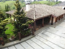 Casa à venda no bairro Jardim Santa Cruz em Santo Antônio do Pinhal