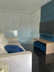 Apartamento à venda em Jacarepaguá com 155 m², 3 quartos, 1 suíte, 2 vagas