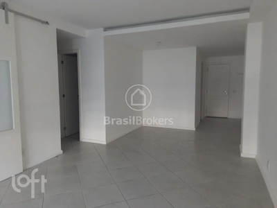 Apartamento à venda em Recreio dos Bandeirantes com 144 m², 3 quartos, 1 suíte, 2 vagas