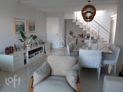 Apartamento à venda em Recreio dos Bandeirantes com 334 m², 4 quartos, 2 suítes, 2 vagas