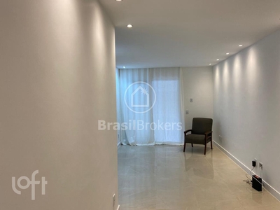 Apartamento à venda em Recreio dos Bandeirantes com 80 m², 3 quartos, 1 vaga