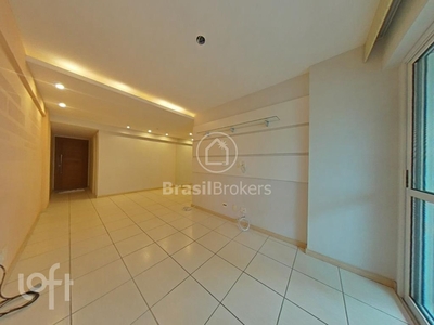 Apartamento à venda em Taquara com 89 m², 3 quartos, 1 suíte, 1 vaga