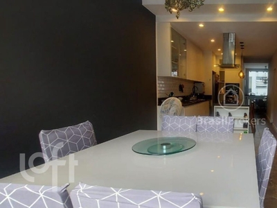 Apartamento à venda em Tijuca com 242 m², 4 quartos, 1 suíte, 1 vaga