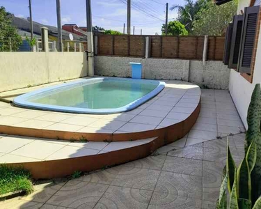 BELO IMÓVEL COM PISCINA E 03 DORMITÓRIOS/SENDO 01 SUÍTE EM NOVA TRAMANDAÍ