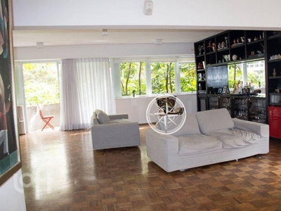 Apartamento à venda em Jardim América com 200 m², 3 quartos, 1 suíte, 3 vagas