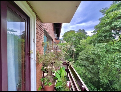 Apartamento no Bairro Garcia em Blumenau com 3 Dormitórios (1 suíte) e 83.9 m²