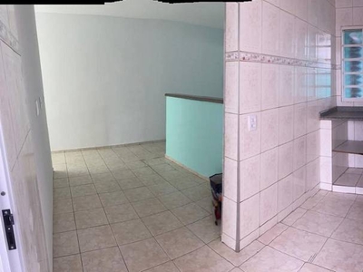 Casa de Condomínio com 2 Quartos e 1 banheiro à Venda, 97 m² por R$ 235.000