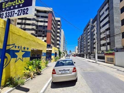 ALUGA-SE por TEMPORADA Apto com 03 quartos na ponta verde (DIÁRIA) Composto por sala de es