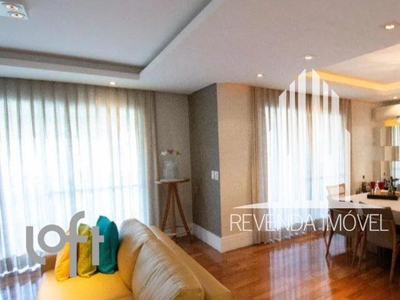 Apartamento à venda em Campo Grande com 233 m², 4 quartos, 4 suítes, 3 vagas