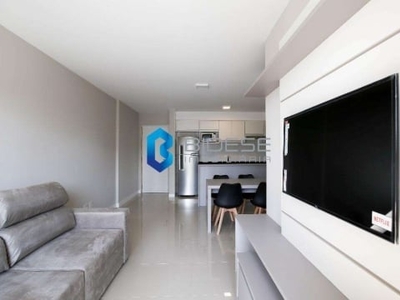 Apartamento com 2 dormitórios para alugar, 82 m² por r$ 4.865,00/mês - centro - curitiba/pr