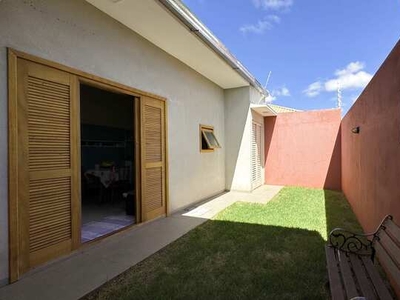Casa à venda no bairro Santa Fé - Dourados/MS