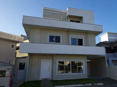 Casa alto padrão à venda no bairro Cachoeira do Bom Jesus - Florianópolis/SC